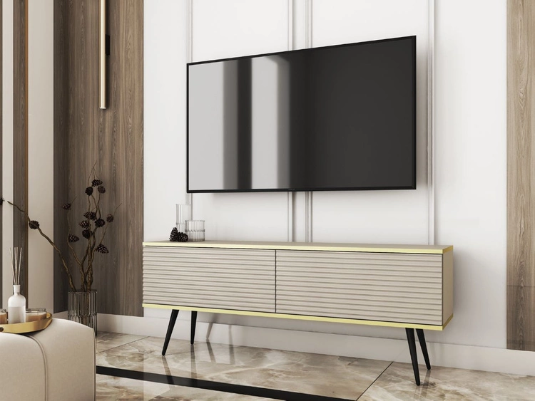 Szafka pod telewizor z drzwiczkami 135 cm z ryflowanym frontem Diolo Beżowa na czarnych nogach