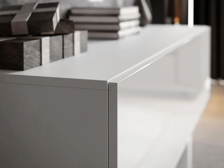 Wisząca szafka RTV pod telewizor z drzwiczkami 150 cm Nodoo Biały połysk