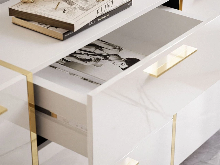 Zestaw mebli do salonu na złotych metalowych nóżkach i ze złotymi uchwytami Lunelie Biały połysk