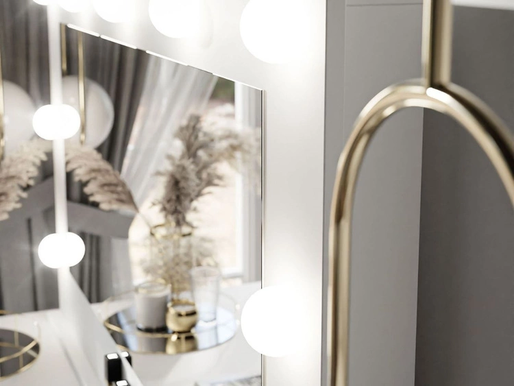 Lustro z oświetleniem do sypialni LED Melo białe