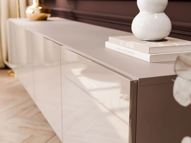 Wisząca szafka RTV pod telewizor z drzwiczkami i oświetlewniem LED 200 cm Nodoo Kaszmir