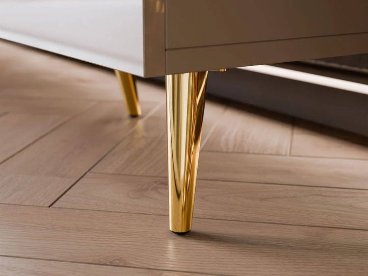 Dwudrzwiowa komoda 158 cm na złotych nóżkach z trzema szufladami Lunelie kaszmir połysk