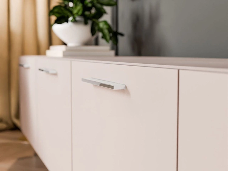 Meblościanka do salonu na srebrnych nogach Noaé Kaszmir