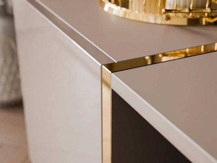 Szafka RTV w stylu glamour dwudrzwiowa z szufladą Lunelie kaszmir połysk