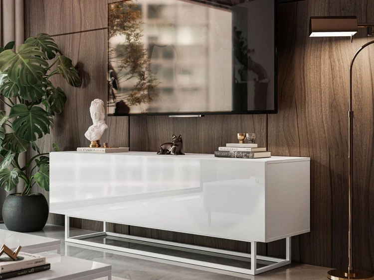 Szafka RTV pod telewizor z drzwiczkami na białym stelażu 150 cm Nodoo Biały połysk