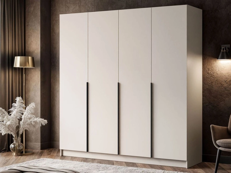 Szafa czterodrzwiowa z drzwiami uchylnymi i czarnymi uchwytami Ameli Kaszmir